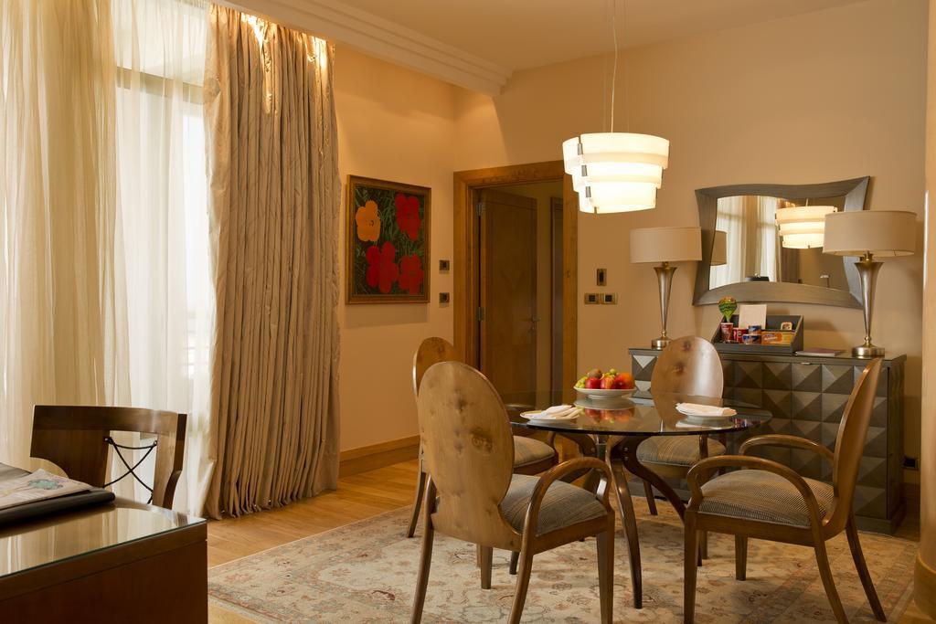 Phoenicia Residence Beiroet Buitenkant foto