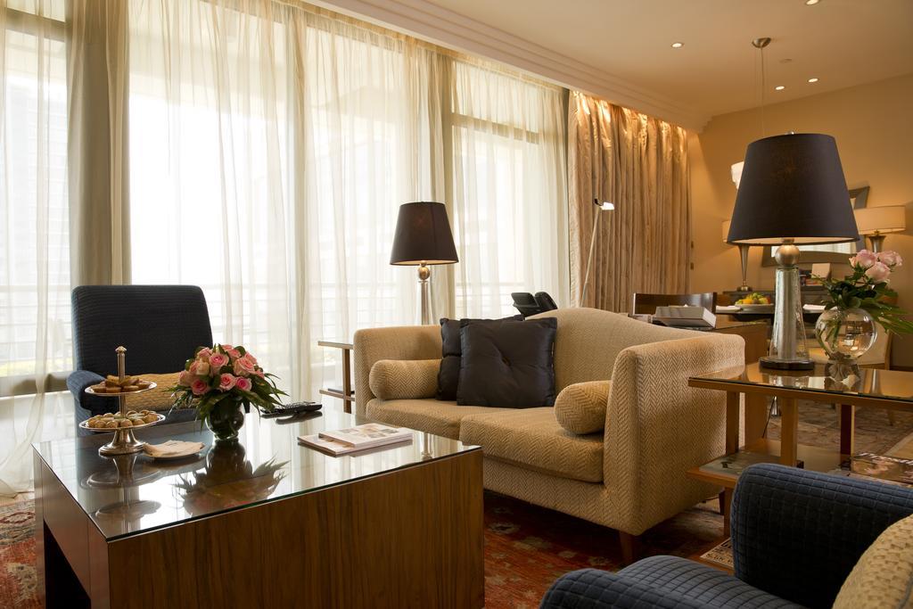 Phoenicia Residence Beiroet Buitenkant foto